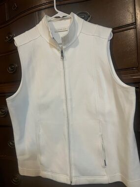 Coldwater Creek White Sleeveless Zip-Up Fleece Vest